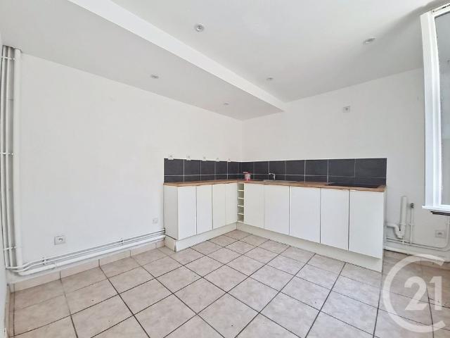 Location Maison 4 pièces 65m² FONTAINEBLEAU 77300