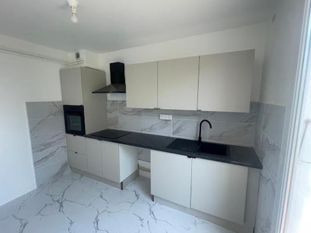 Location Maison 4 pièces 70.14 m2 Varennes Vauzelles