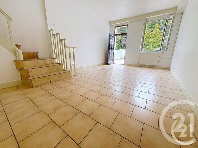 Location Maison 4 pièces 72m² PONT AUDEMER 27500