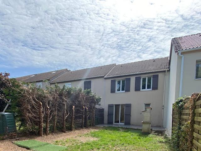 Location Maison 4 pièces 73 m2 Vaureal
