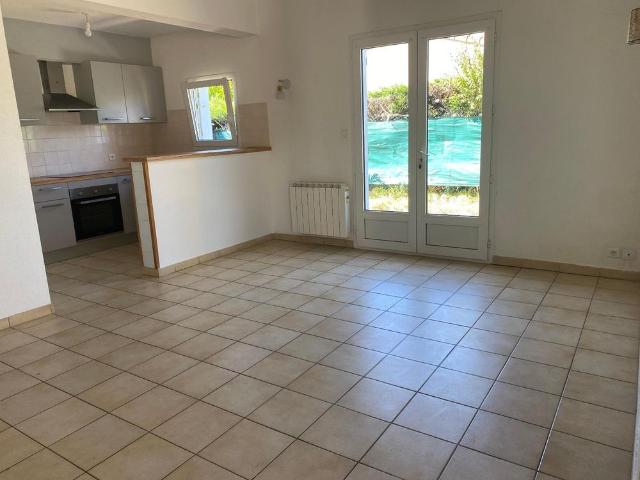 Location Maison 4 pièces 76m² RUOMS 07120