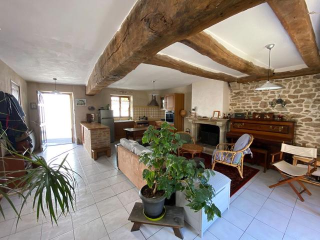 Location Maison 4 pièces 76m²