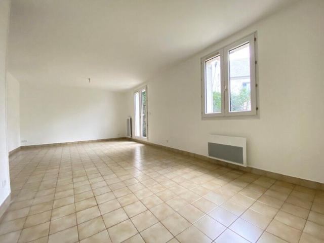 Location Maison 4 pièces 77m² ORLEANS 45100