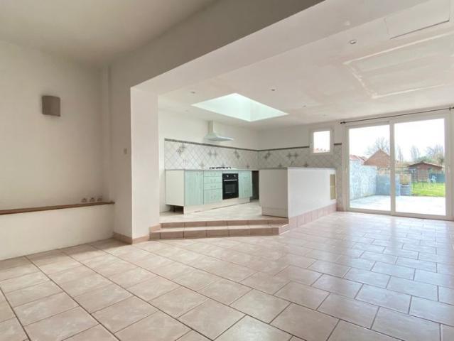 Location Maison 4 pièces 78m² SIN LE NOBLE 59450