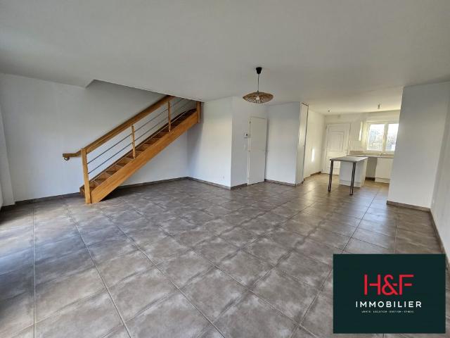 Location Maison 4 pièces 79m² CORMELLES LE ROYAL 14123