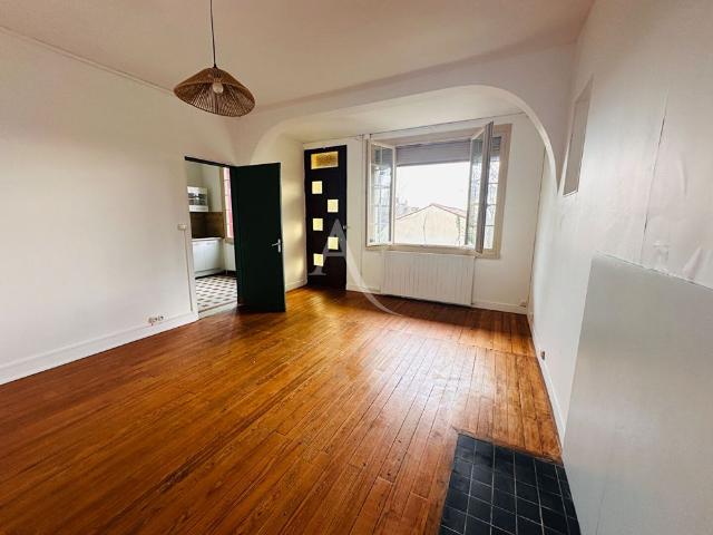 Location maison 4 pièces, 80.00m², Saintes