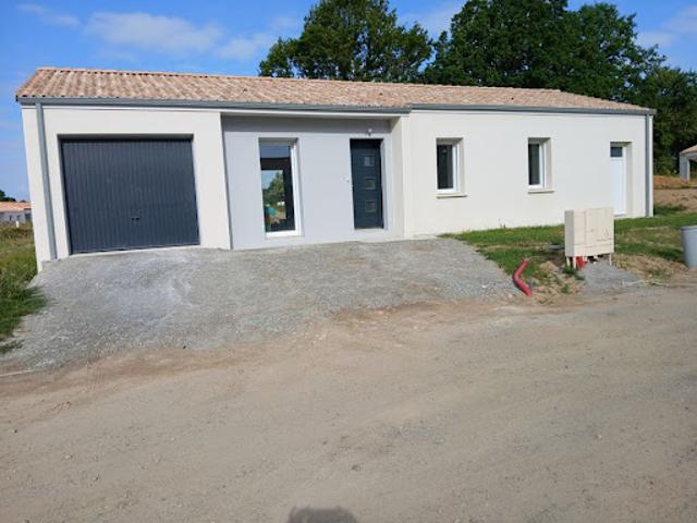 Location Maison 4 pièces 81 m2 La Roche sur Yon