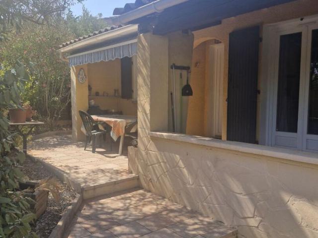 Location maison 4 pièces, 82.00m², La Crau