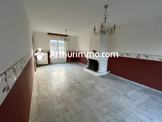 Location Maison 4 pièces 82 m2 à Savigny le Temple