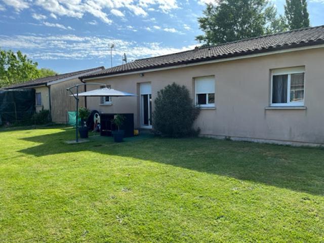 Location Maison 4 pièces 82 m2 Saint Denis de Pile