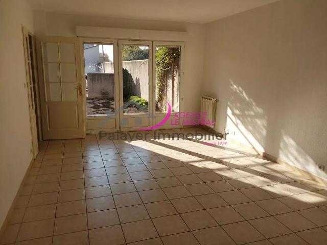 Location Maison 4 pièces 82m² MONTEUX 84170