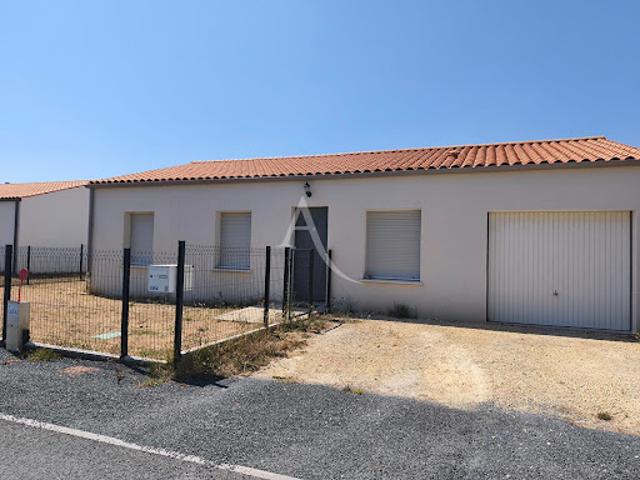 Location Maison 4 pièces 83.16 m2 Saint Froult