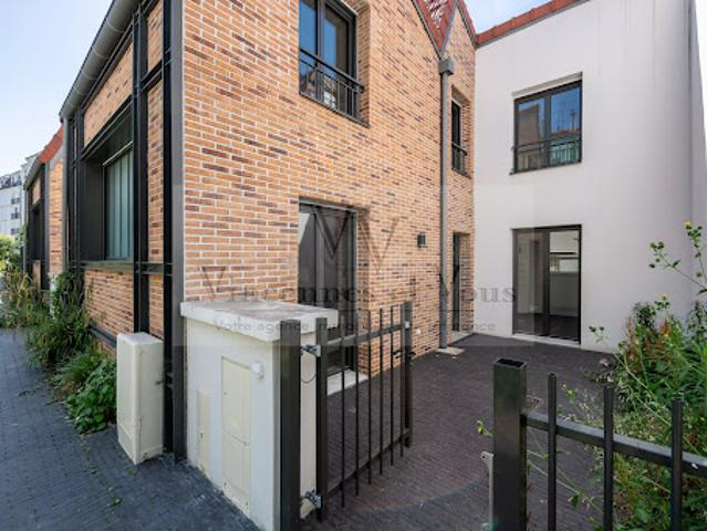 Location Maison 4 pièces 83.81 m2 Vincennes