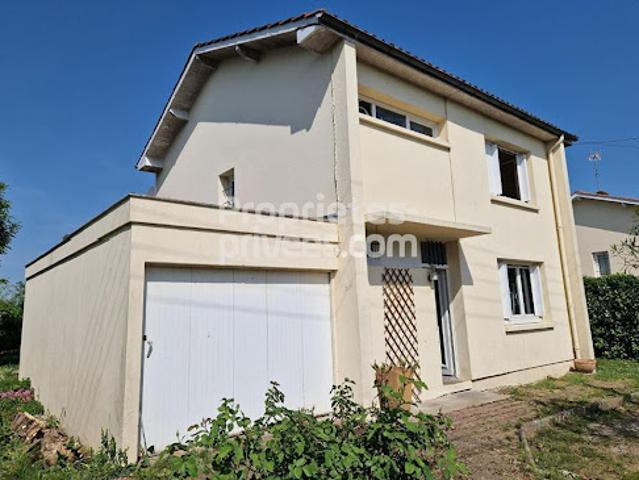Location Maison 4 pièces 84.19 m2 Blaye