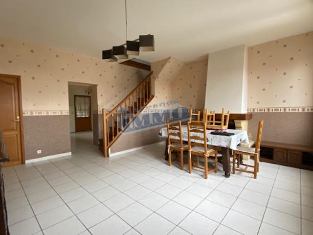 Location Maison 4 pièces 84 m2 Avesnes le Comte