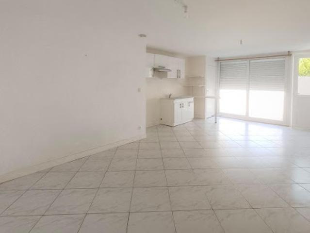 Location Maison 4 pièces 84 m2 Lorris