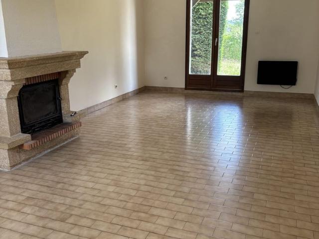 Location Maison 4 pièces 84m² DARDILLY 69570