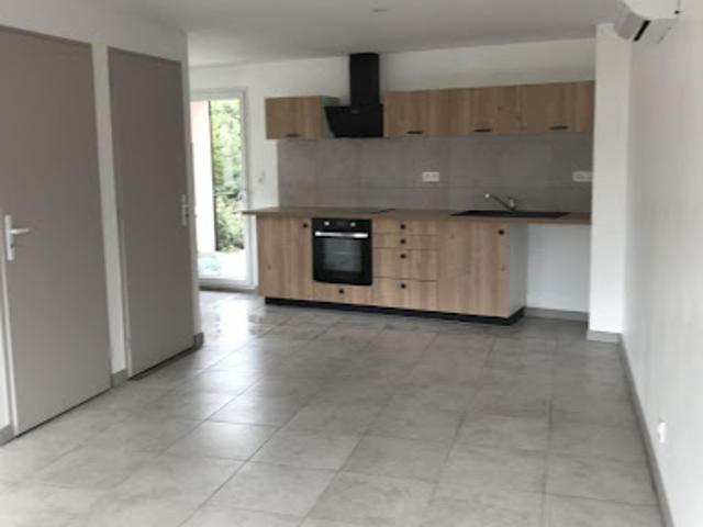 Location Maison 4 pièces 85 m2 Maureillas las Illas