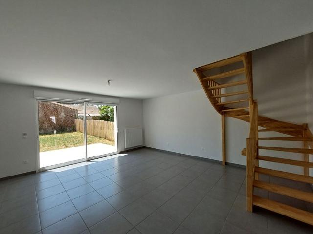Location Maison 4 pièces 85m²