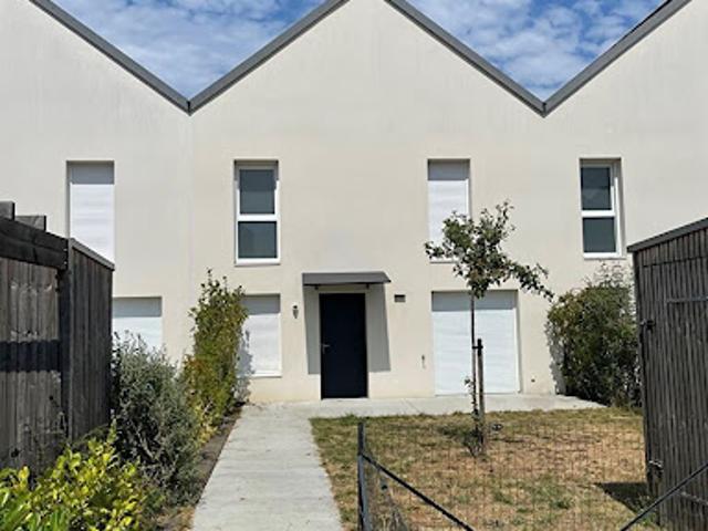 Location Maison 4 pièces 86.5 m2 Benouville