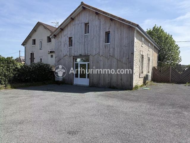 Location Maison 4 pièces 86 m2 à Neuvic