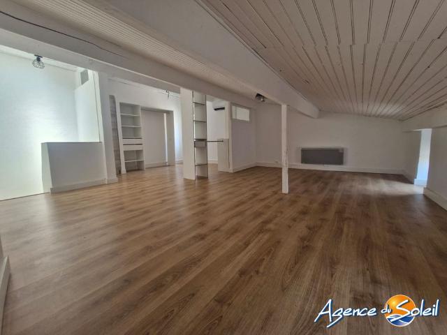 Location Maison 4 pièces 86m² ESCALES 11200