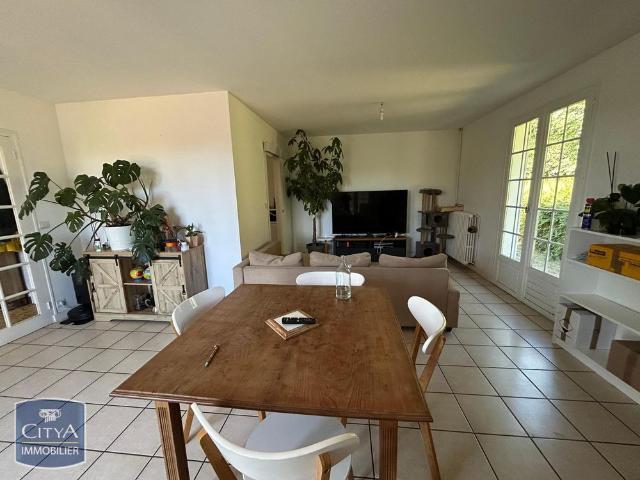 Location Maison 4 pièces 86m² ST JUST LE MARTEL 87590