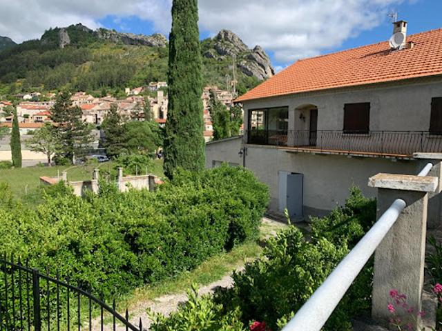 Location Maison 4 pièces 87.6 m2 Serres