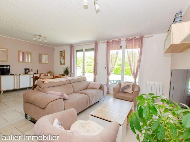 Location Maison 4 pièces 87m² CHATTE 38160