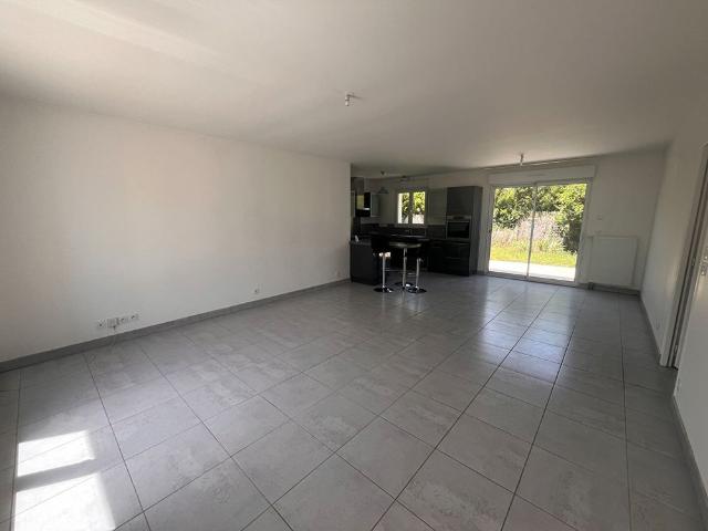 Location maison 4 pièces, 89.76m², Saint Gervais la Forêt