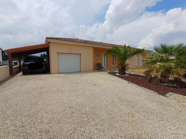 Location Maison 4 pièces 89 m2 à Bouresse