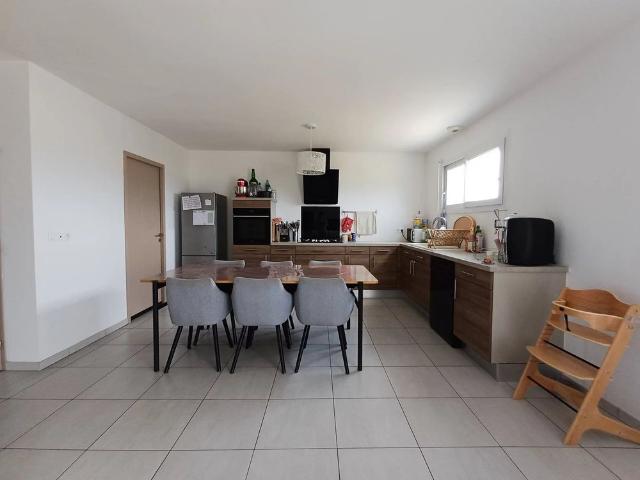 Location Maison 4 pièces 89 m2 à Bouresse
