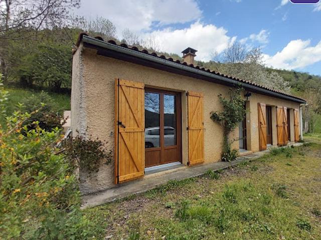 Location Maison 4 pièces 89 m2 Belcaire