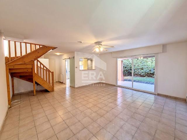 Location Maison 4 pièces 89 m2 Valbonne