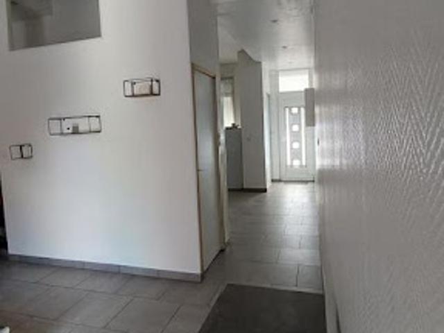 Location Maison 4 pièces 90 m2 Corbehem