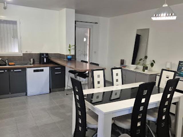 Location Maison 4 pièces 90 m2 Angouleme