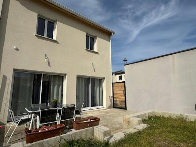 Location Maison 4 pièces 90 m2 Montelimar