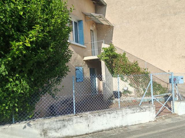 Location Maison 4 pièces 90 m2 Saint Etienne des Oullières
