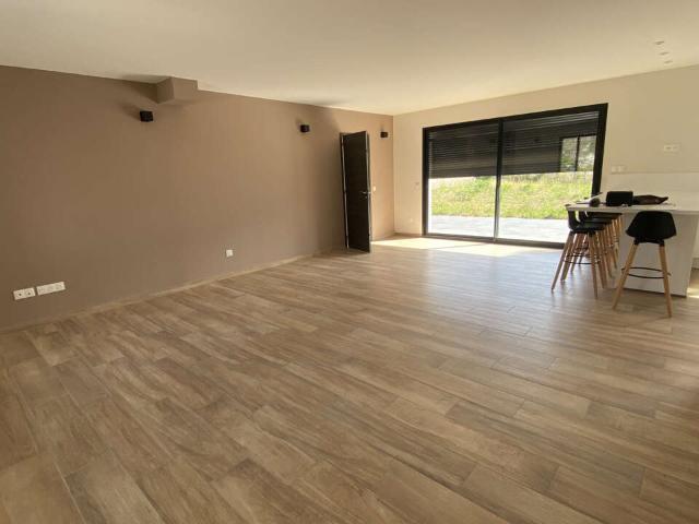 Location maison 4 pièces 90 m² Saint Paul Trois Châteaux 26130
