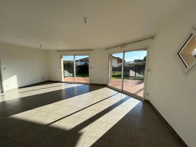 Location Maison 4 pièces 90m² ONARD 40380