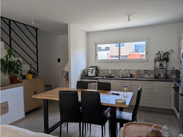 Location Maison 4 pièces 91 m2 Serignan