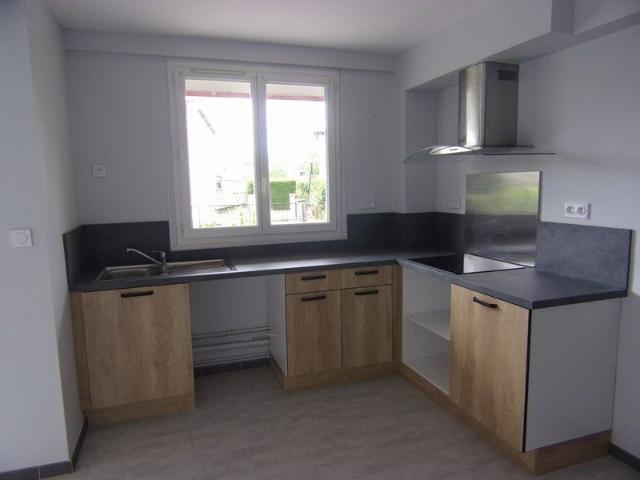 Location Maison 4 pièces 91m² MOISSAC 82200