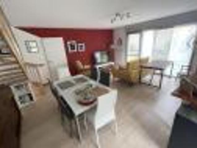 Location Maison 4 pièces 93 m