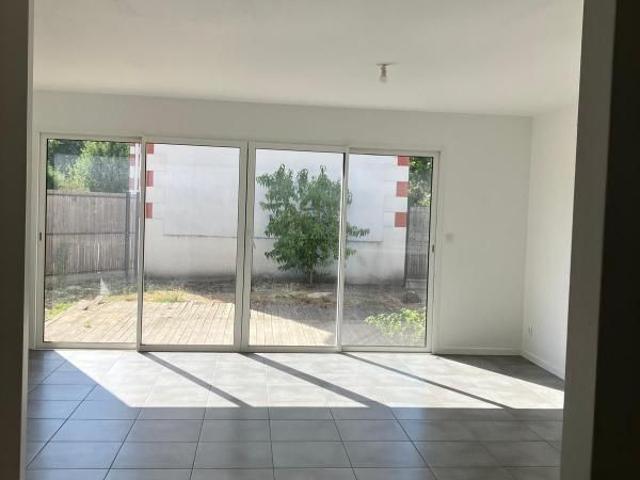 Location Maison 4 pièces 93m² MIOS 33380