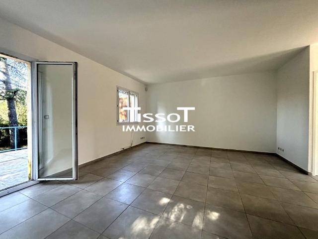Location Maison 4 pièces 93m² NIMES 30000