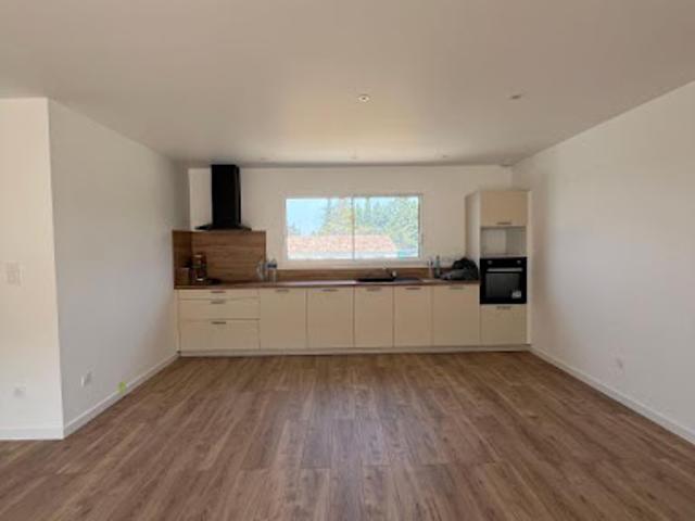 Location Maison 4 pièces 94.76 m2 Villeneuve la Comptal