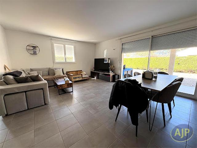 Location Maison 4 pièces 94 m2 Ménesplet