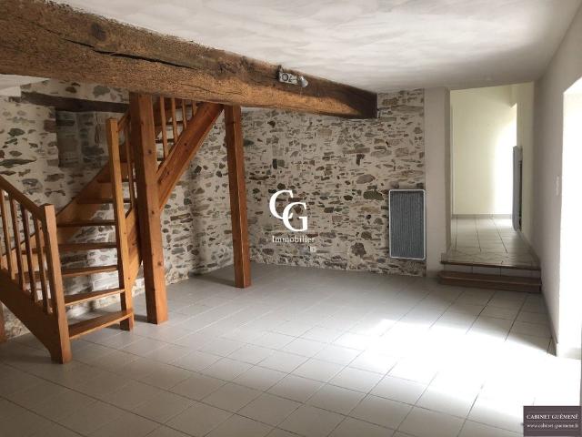 Location Maison 4 pièces 94m² VIEILLEVIGNE 44116