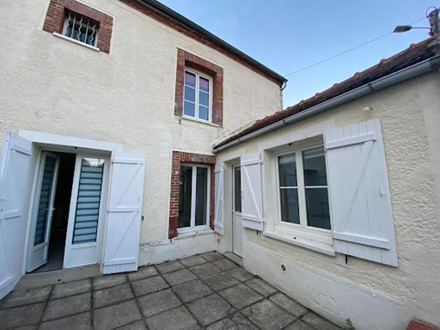 Location Maison 4 pièces 95.81 m2 Samoreau
