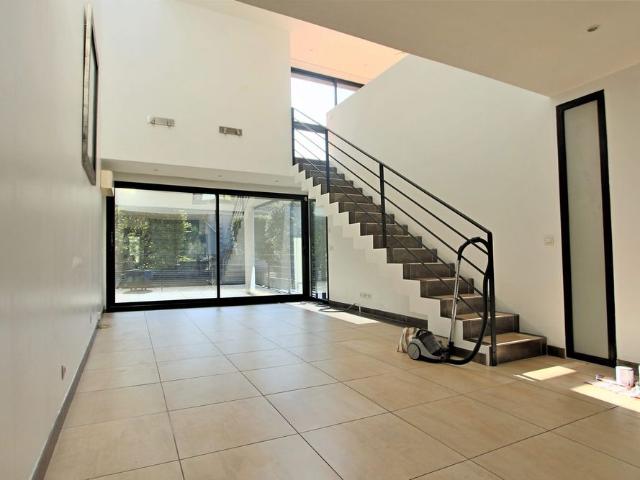 Location Maison 4 pièces 95m² NOISY LE SEC 93130